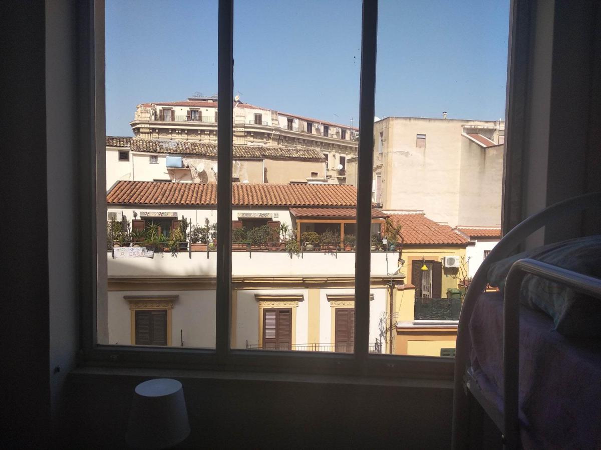 Casa Studenti E Giovani Turisti Fkk - Giochi Di Societa Ed Intimo Party - Volontari Benvenuti Lägenhet Palermo Exteriör bild