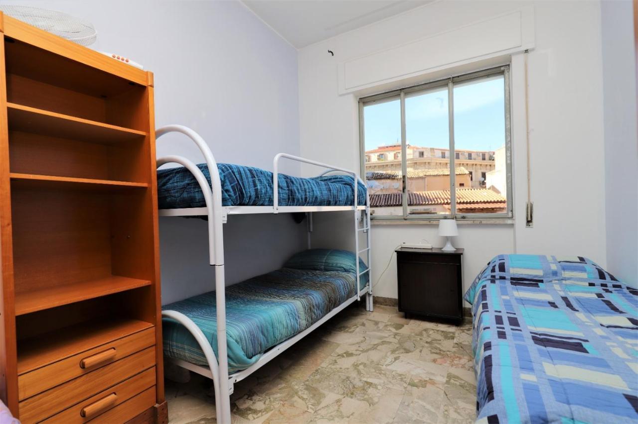 Casa Studenti E Giovani Turisti Fkk - Giochi Di Societa Ed Intimo Party - Volontari Benvenuti Lägenhet Palermo Exteriör bild
